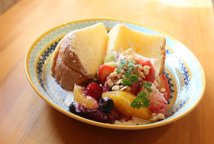 京都　カフェ　ケーキ　二条　シフォン　ぱんケーキ