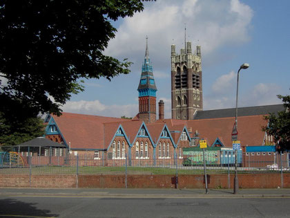 Ladypoool School viewed from Ladypool Road