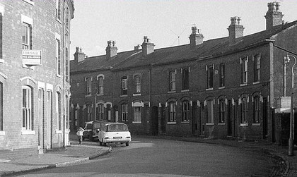 Wellington Street 1974 - a typical street in Victorian Winson Green. Image used with the kind permission of Matt Chambers from Flickr. 'All Rights Reserved'.