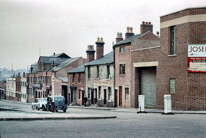 Cheapside photographed in 1960 by Phyllis Nicklin - see Acknowledgements, Keith Berry.