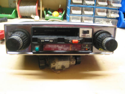Autoradio mit Kassette und Funk