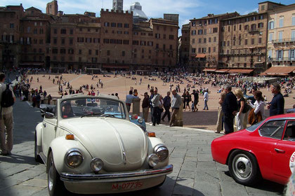 Ortsdurchfahrt Siena: Piazza de Campo