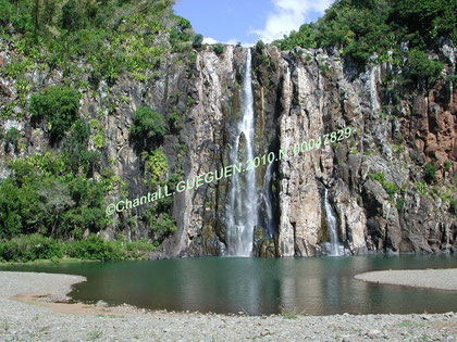 Belles cascades appelées "Voile de la mariée"...