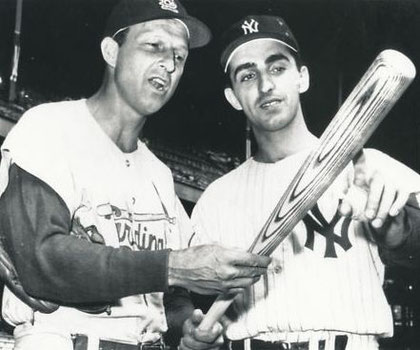 Nella foto Joseph Anthony Pepitone (dx) con Stan Musial (sx)