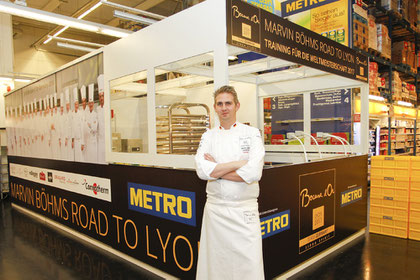 Marvin Böhm trainiert ab heute in einer eigens eingerichteten Kochbox in der METRO Braunschweig für das Finale des Bocuse d’Or in Lyon | Foto: ©METRO Cash & Carry Deutschland