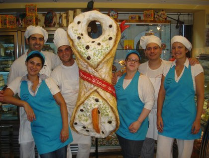 Maxi Size "Cannolo"