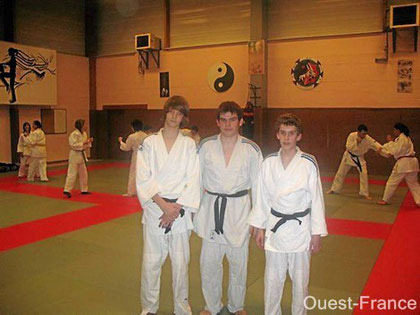 Trois jeunes judokas font honneur à la section - Haute-Goulaine mercredi 18 novembre 2009