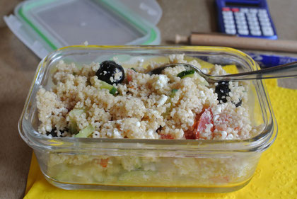 Couscous-Salat mit Feta zum Mitnehmen
