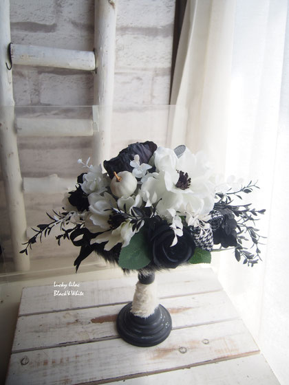 「Black＆white」