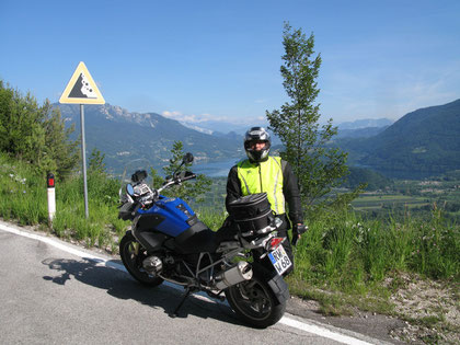 Am Kaiserjägerweg, hinter mir der Lago di Caldonazzo