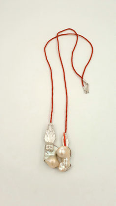 "Heart of Pearls" - necklace - Silver, pearls, textile, coral - 2018