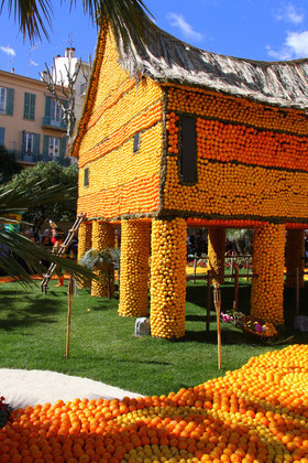 Bild: Skulptur im Jardin Biovés beim Féte du Citron in Menton