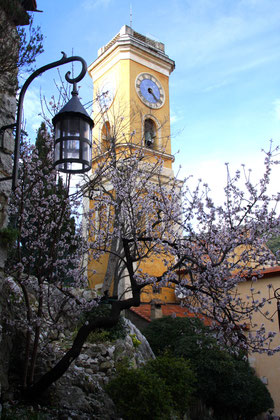 Bild: Kirchturm der Èglise Notre-Dame de l´Assomption in Èze