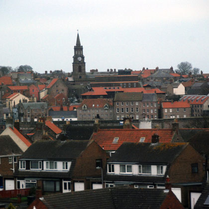 The town at Berwick-upon-Tweed ((pop.11,665, 2001) sitting on the Scotland-England border