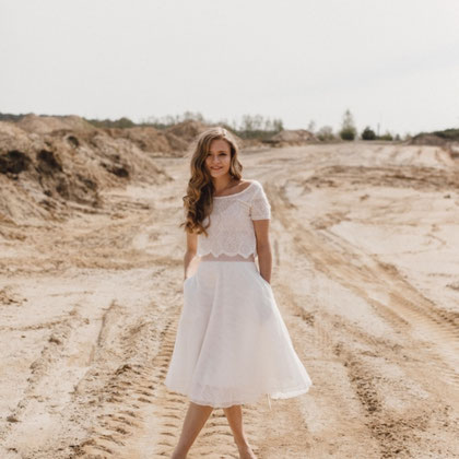 schlichte Zweiteiler für die Hochzeit -  cool und lässig