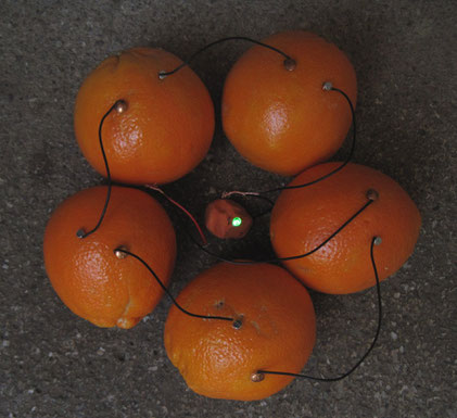 Orangenbatterie, Zitronenbatterie