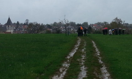 Wanderbeginn im Dauerregen (Foto: Erhard Anderer)