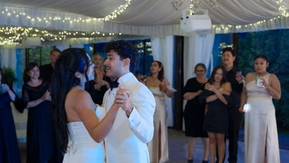 destination wedding in Umbria at Villa Baroncino a venue on Trasimeno lake. First dance