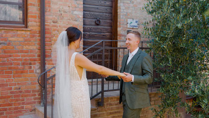destination wedding in Tuscany at Borgo Tre Rose in Montepulciano. The wedding day