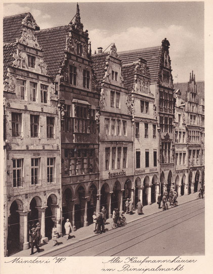 Prinzipalmarkt 32 um 1920 (Haus ganz links)