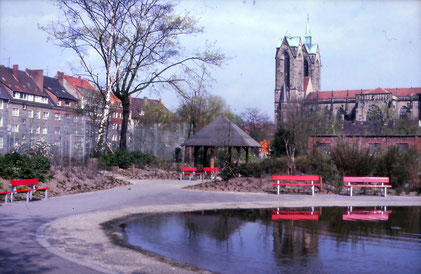 Südpark mit Josephskirche