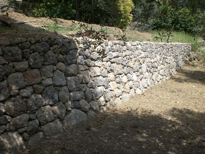 dry-stone-wall-repaired-restored-restoration-var-83