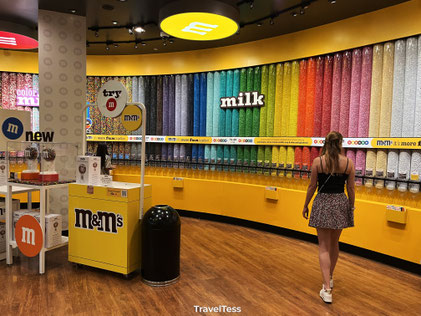 M&M shop las vegas
