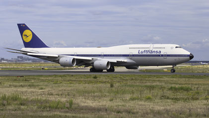 --- Boeing 747-800 --- D-ABYT --- First Flight: 2015 --- MSN: 37844 --- "Retro-livery" --- Frankfurt Rhein-Main (FRA - EDDF) 2023