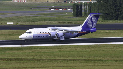---- BAe Avro RJ85 ---- OO-DJP ---- First Flight: 1996 ---- MSN: 2287 ---- Brussels National (BRU - EBBR) 2004