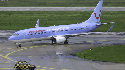-- Boeing 737-800"Winglets" - D-AHLP - First Flight: 2001 - MSN: 32905 -- Dusseldorf Rhein-Ruhr (DUS - EDDL) 2005