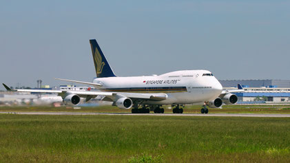 --- Boeing 747-400 --- 9V-SPJ --- First Flight: 1996 --- MSN: 26556 --- Frankfurt Rhein-Main (FRA - EDDF) 2005