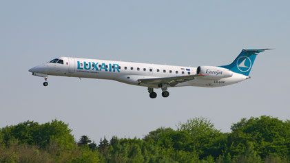 ---- Embraer ERJ-145LU --- LX-LGX --- First Flight: 1999 --- MSN: 147 ---- Luxembourg Findel (LUX - ELLX) 2007