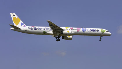 --- Boeing 757-300 --- D-ABON (*1) --- First Flight: 2000 --- MSN: 29023 --- Frankfurt Rhein-Main (FRA - EDDF) 2006