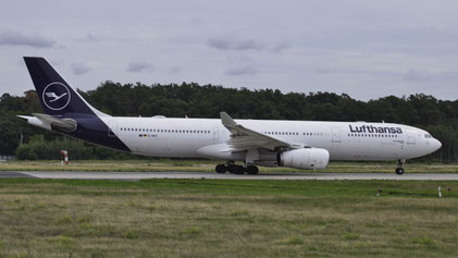 --- Airbus A330-300 --- D-AIKS --- First Flight: 2014 --- MSN: 1497 --- Frankfurt Rhein-Main (FRA - EDDF) 2023