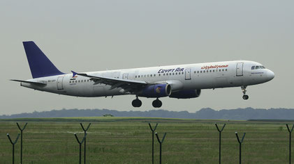 --- Airbus A321-200 --- SU-GBV --- First Flight: 1997 --- MSN: 715 --- Brussels National (BRU - EBBR) 2008