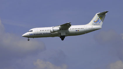 --- BAe Avro RJ100 --- OO-DWC (*2) --- First Flight: 1998 --- MSN: 3322 --- Brussels National (BRU - EBBR) 2006
