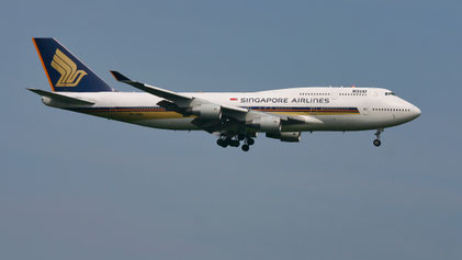 --- Boeing 747-400 --- 9V-SMS --- First Flight: 1993 --- MSN: 27134 --- Frankfurt Rhein-Main (FRA - EDDF) 2005