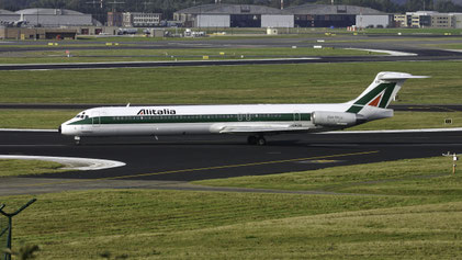 McDonnell Douglas MD-82 -- I-DACW -- First Flight: 1991 -- MSN: 53057  Brussels National (BRU - EBBR) 2004