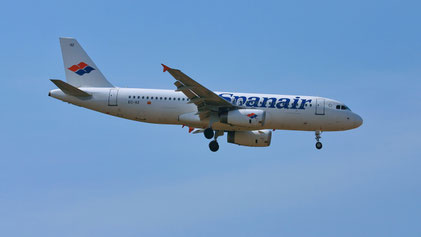 --- Airbus A320-200 --- EC-IIZ --- First Flight: 2002 --- MSN: 1862 --- Frankfurt Rhein-Main (FRA - EDDF) 2005