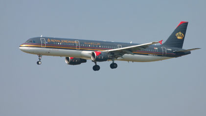 --- Airbus A321-200 --- F-OHGU --- First Flight: 1997 --- MSN: 675 --- Frankfurt Rhein-Main (FRA - EDDF) 2007