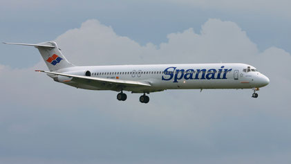 McDonnell Douglas MD-83 --- EC-HKP --- First Flight: 1988 --- MSN: 49624 Luxembourg Findel (LUX - ELLX) 2005