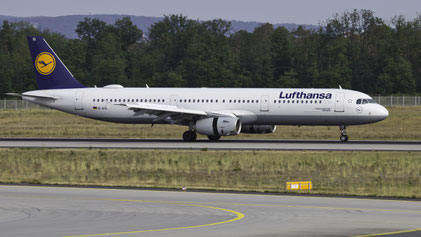 --- Airbus A321-200 --- D-AISI --- First Flight: 2007 --- MSN: 3339 --- Frankfurt Rhein-Main (FRA - EDDF) 2019