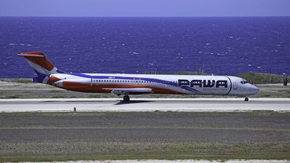McDonnell Douglas MD-83 --- HI977 --- First Flight: 1989 --- MSN: 49845 Willemstad/Curacao Hato (CUR - TNCC) 2016