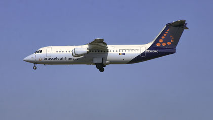 --- BAe Avro RJ100 --- OO-DWC (*3) --- First Flight: 1998 --- MSN: 3322 --- Brussels National (BRU - EBBR) 2007