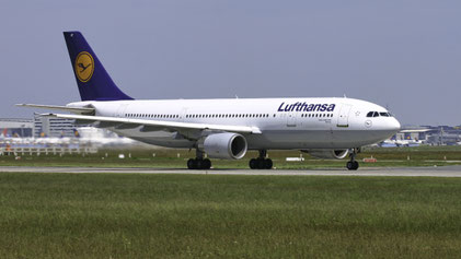 --- Airbus A300-600 --- D-AIAT --- First Flight: 1991 --- MSN: 618 --- Frankfurt Rhein-Main (FRA - EDDF) 2005