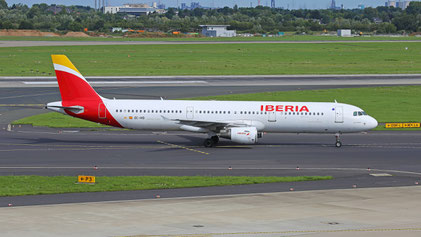 --- Airbus A321-200 --- EC-IXD --- First Flight: 2004 --- MSN: 2220 --- Dusseldorf Rhein-Ruhr (DUS - EDDL) 2017