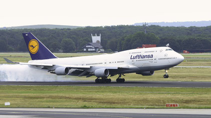 --- Boeing 747-400 --- D-ABVK --- First Flight: 1991 --- MSN: 25046 --- Frankfurt Rhein-Main (FRA - EDDF) 2005