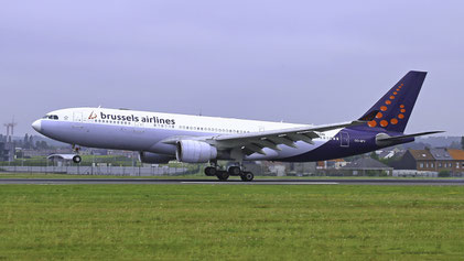 Airbus A330 A330-200 OO-SFY 1998 229 BRU EBBR 2016