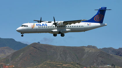 ----- ATR 72-200 ----- EC-JCD ----- First Flight: 1995 ----- MSN: 452 ----- Tenerife Norte - Los Rodeos (TFN - GCXO) 2006