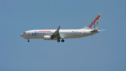 - Boeing 737-800"Winglets" - EC-IDA - First Flight: 2002 - MSN: 32773 - Tenerife Sur / Reina Sofia (TFS - GCTS) 2006